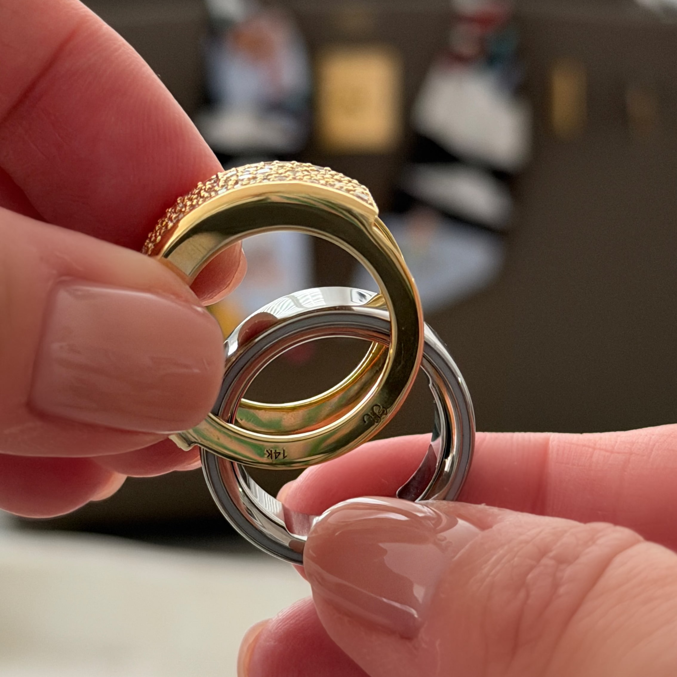 18k Yellow Gold Oura Ring Cover Jacket and Oura Ring 